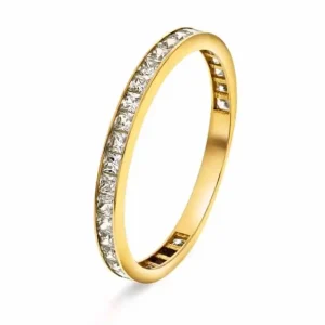 Ring i Gult Gull med en rad Zirconia