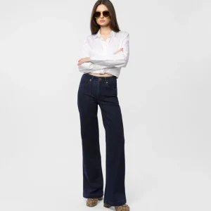 The Victoria Jean