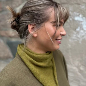 TRIANGEL SCARF CASHMERE WARM OLIVE